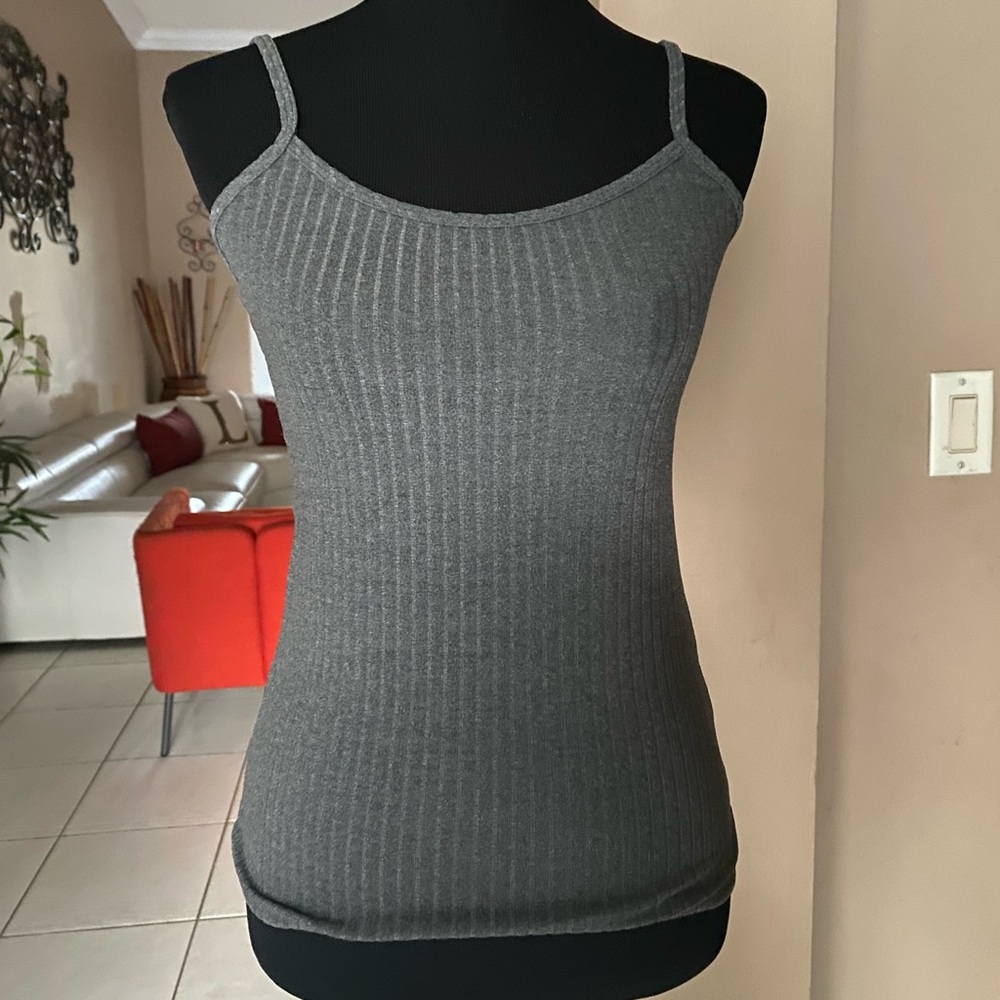 Grey tank top